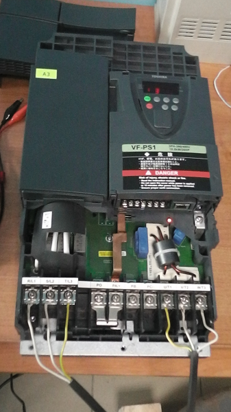 Toshiba VFPS1-4185PL-WP Frequenzumrichter-Reparatur Elektronenservice
