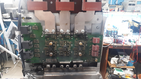 Repair of the Siemens 1p 6SL3310-1TE32-6AAO frequency converter Electron Service