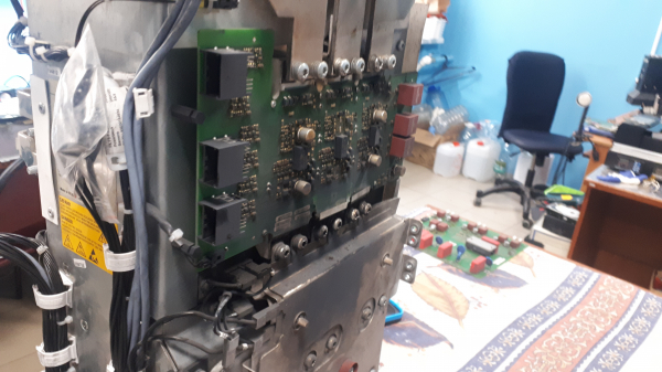 Reparatur des Farbmischers TYP 3040 Elektronenservice